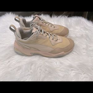 Puma women’s sneakers